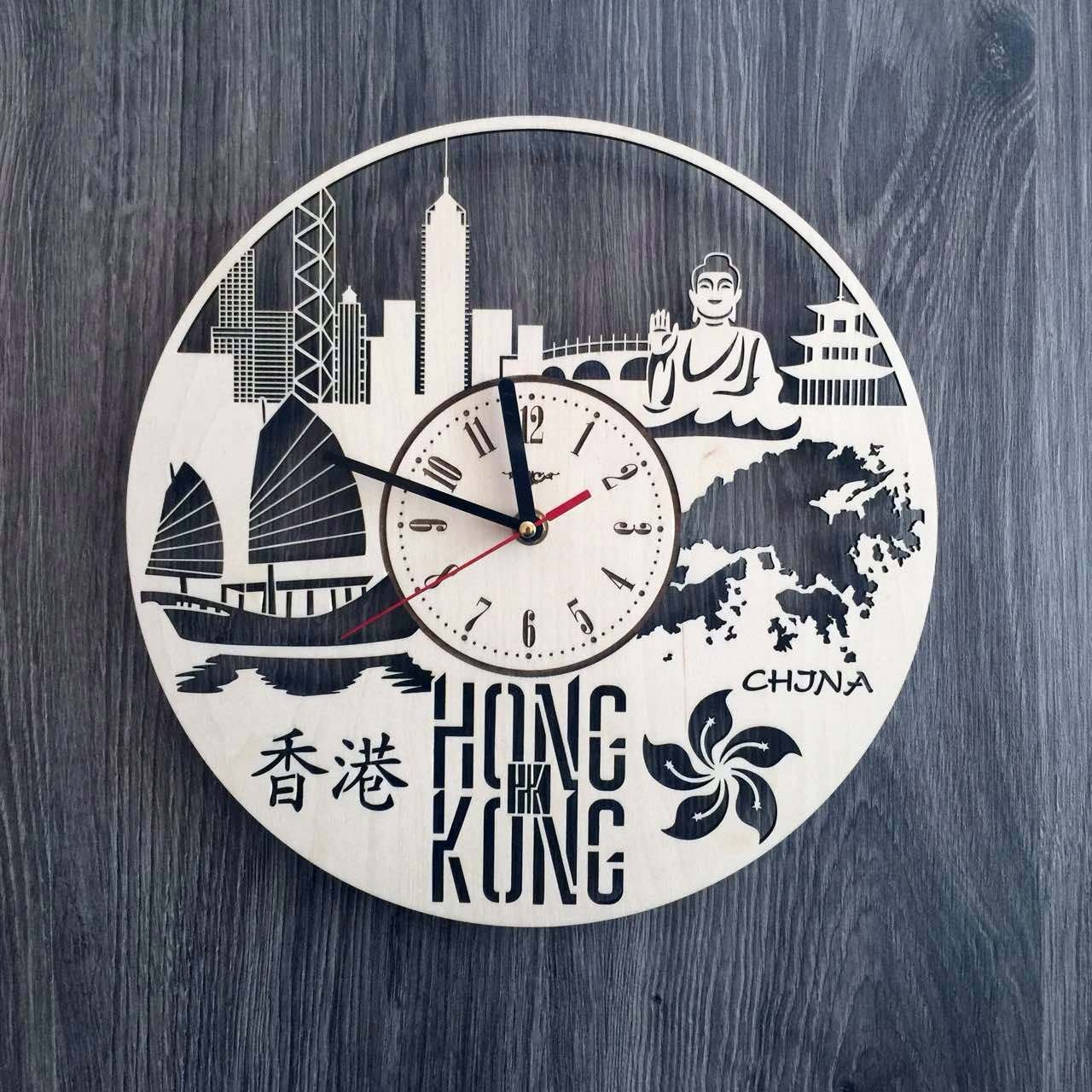 Amazon.co.jp: Hong Kong China 香港木製掛け時計ー完璧で美しく
